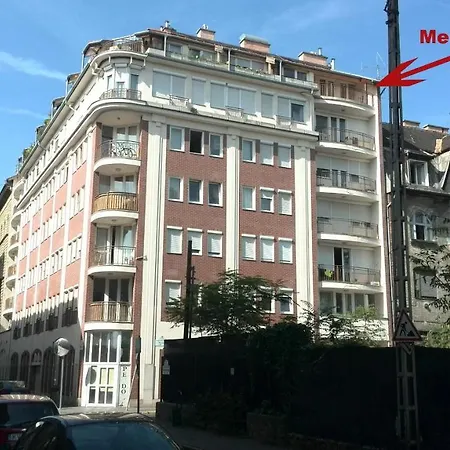Apartment Merry&car - Huge Balcony + Living + 2br